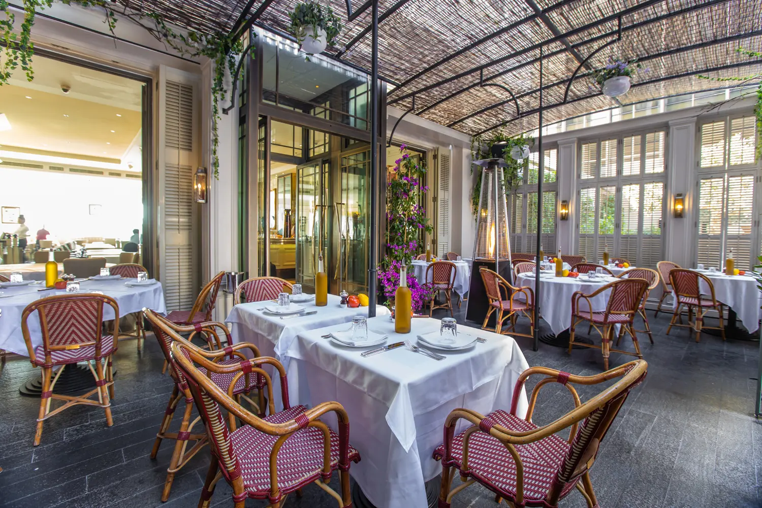 ۱۳. LPM Restaurant – فرانسوی مدرن